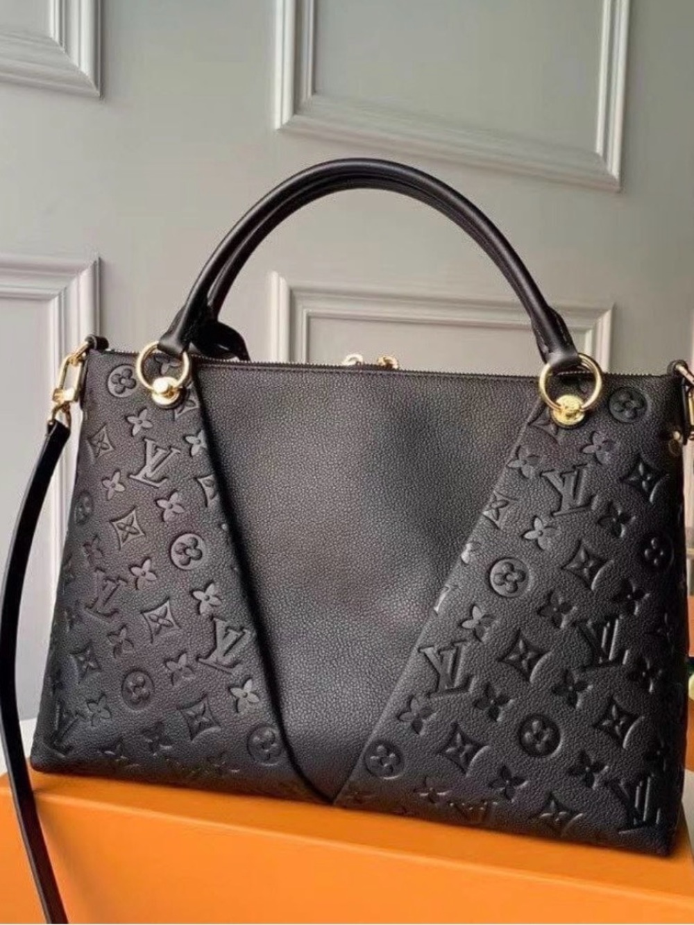 Louis Vuitton Empreinte V Tote MM Black